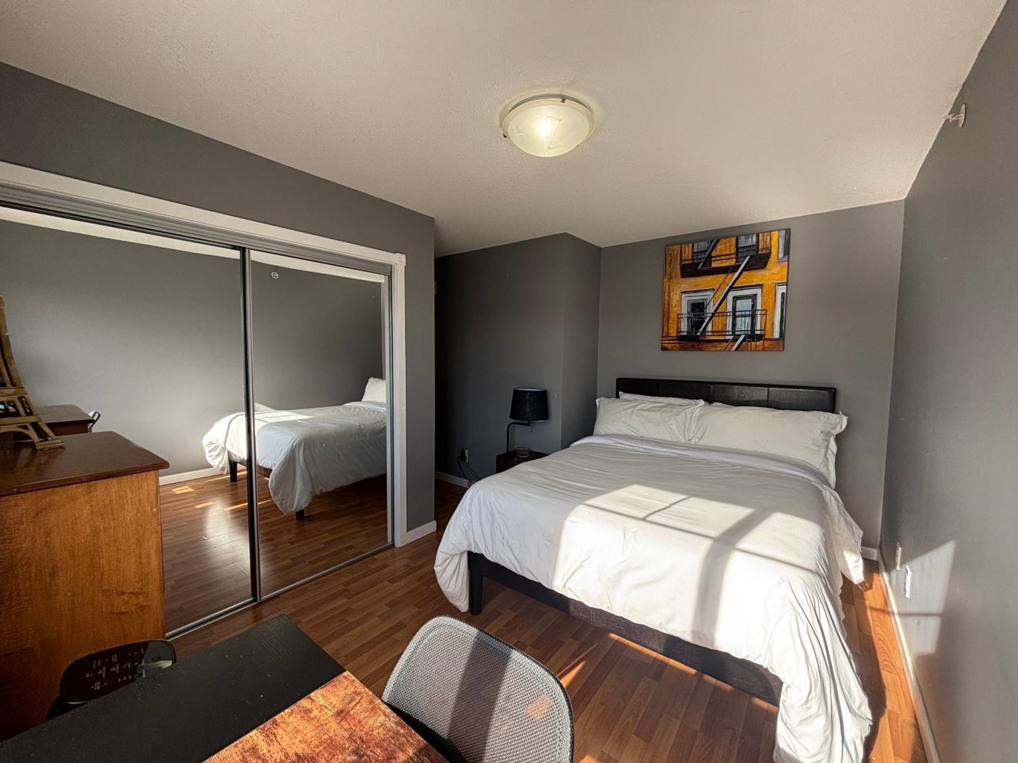 Top Floor Riverfront Condo With Stellar Sunsets! Fort Mcmurray Exterior photo